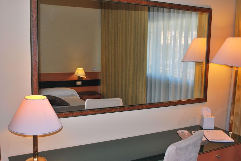 Bv Hotel Oly Roma Ngoại thất bức ảnh